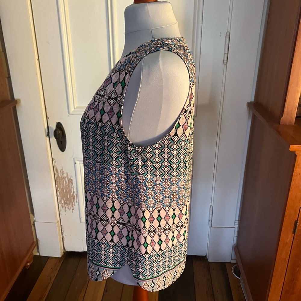 Beautiful Shell Under Jacket. Polyester. Stitch F… - image 2